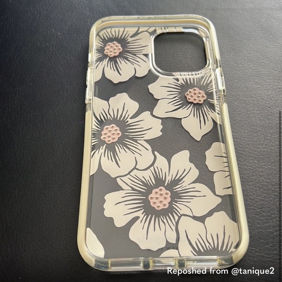 Kate Spade iPhone 12 pro max case - Picture 3 of 3